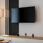 Posnania Chic With Garden By Bookinghost شقة بوزنان