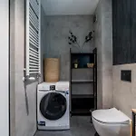 Posnania Chic With Garden By Bookinghost بوزنان