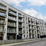 Posnania Chic With Garden By Bookinghost بوزنان