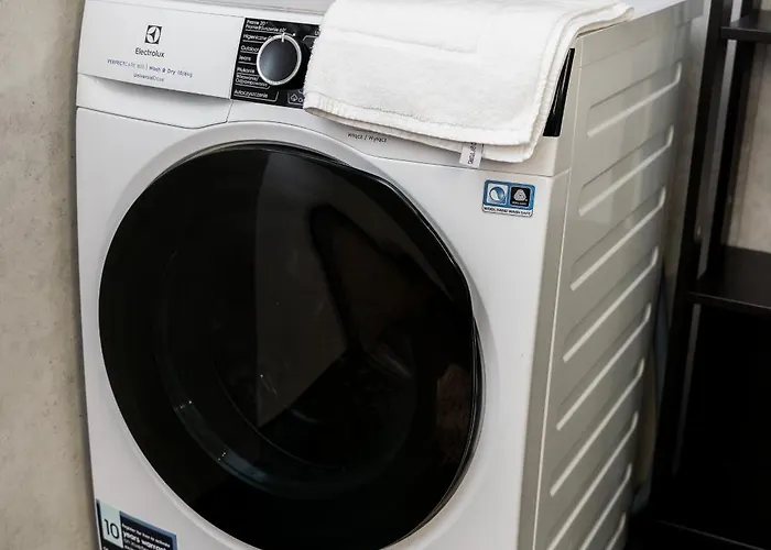 Apartment Posnania Chic With Garden By Bookinghost *